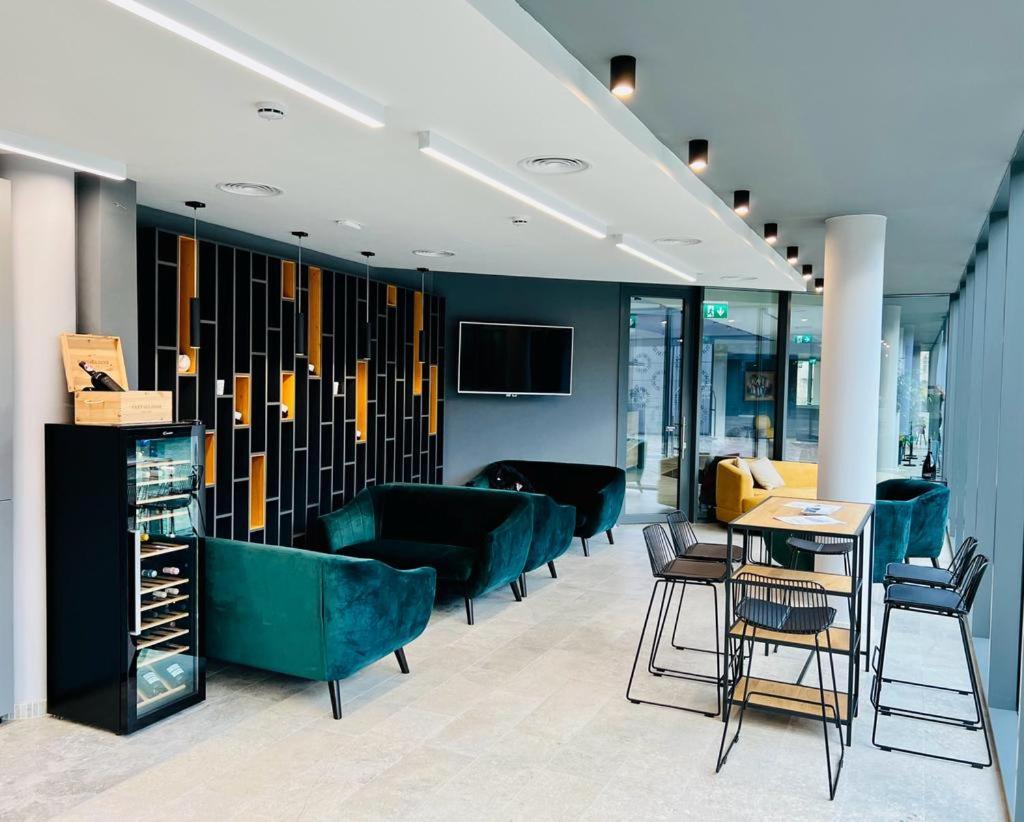 Werk Hotel & Spa Хунедоара Екстер'єр фото