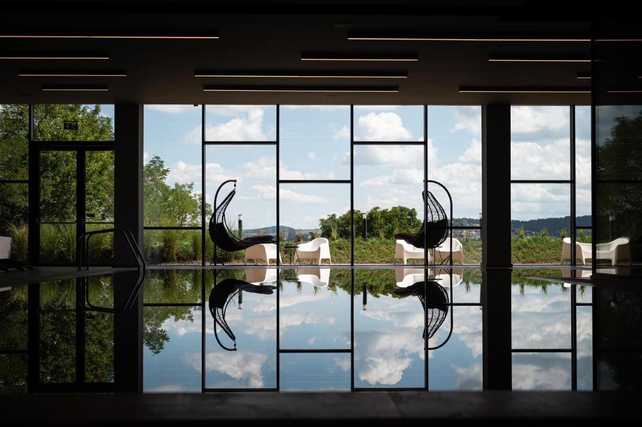 Werk Hotel & Spa Хунедоара Екстер'єр фото