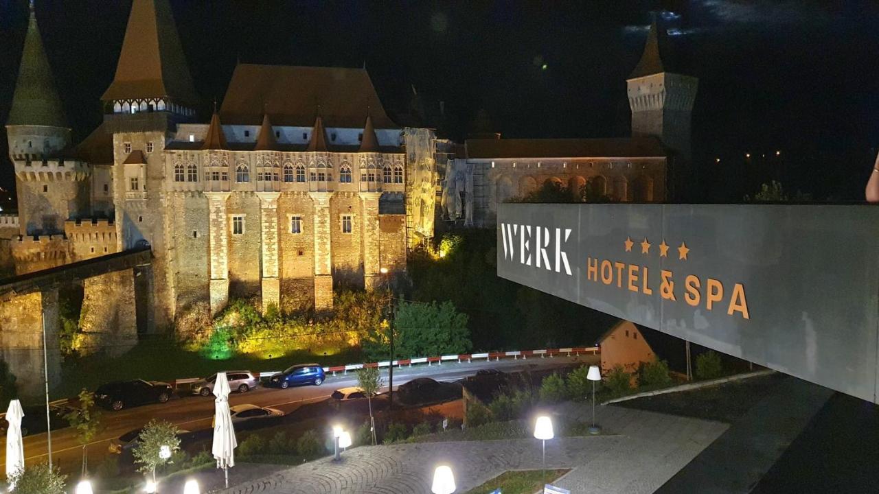 Werk Hotel & Spa Хунедоара Екстер'єр фото
