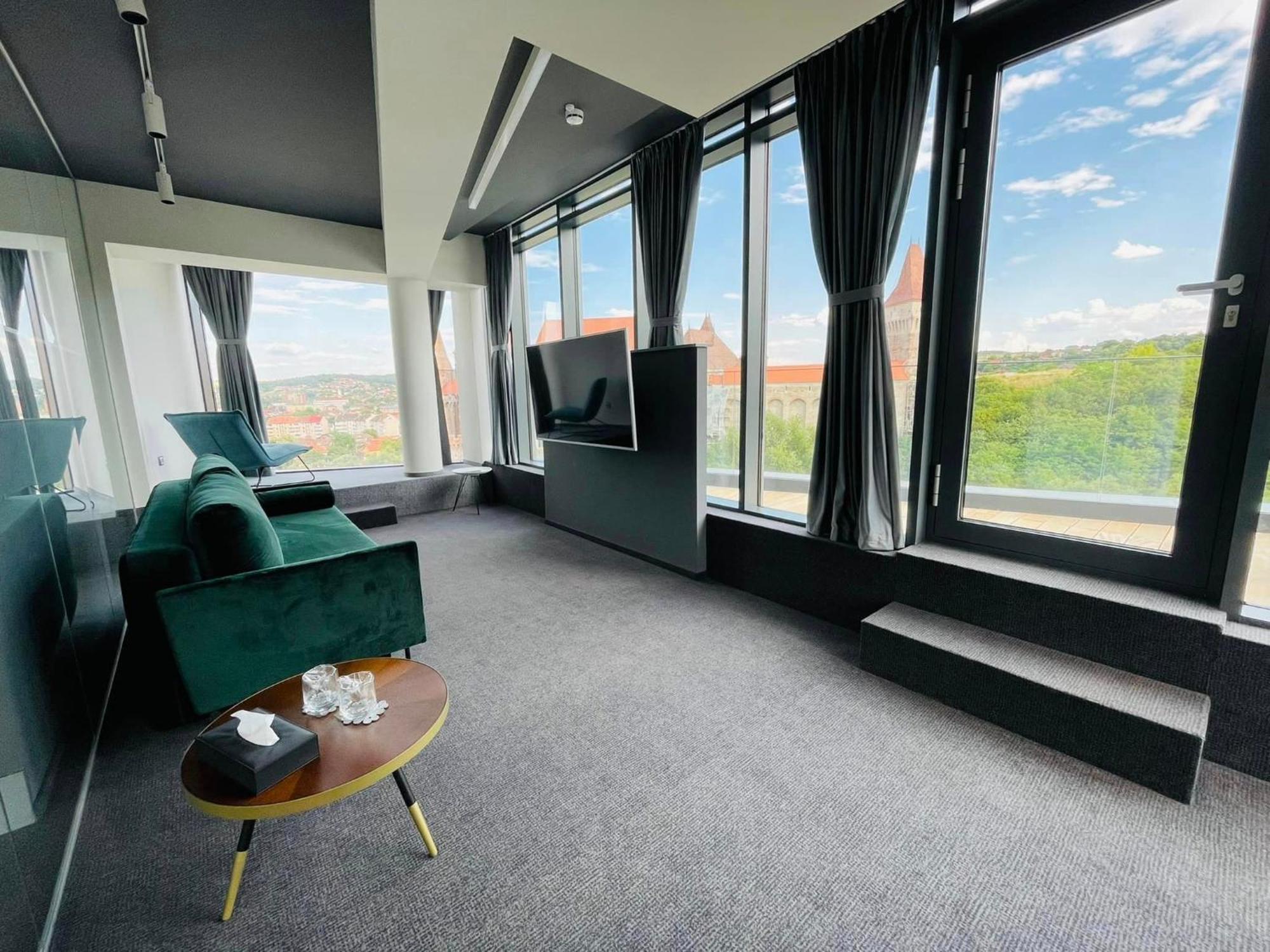 Werk Hotel & Spa Хунедоара Екстер'єр фото